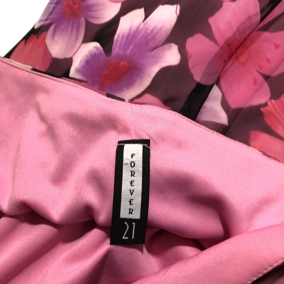 One shoulder dress - Picture 4 of 4